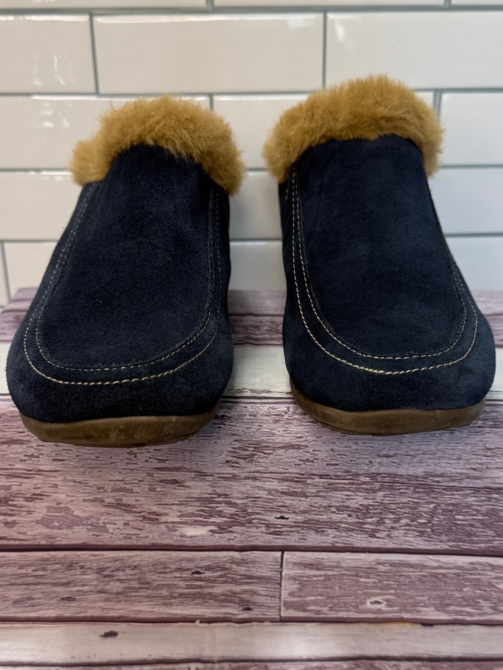 Women’s Sporto Navy Blue Suede Gabby fur trimmed slip on clog - Picture 3 of 8